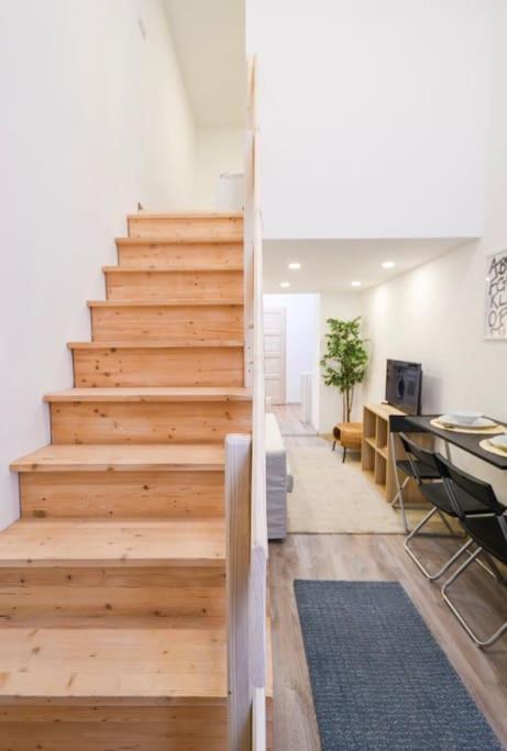 Apartament 1 Bedroom Flat In Nyar Str.,
