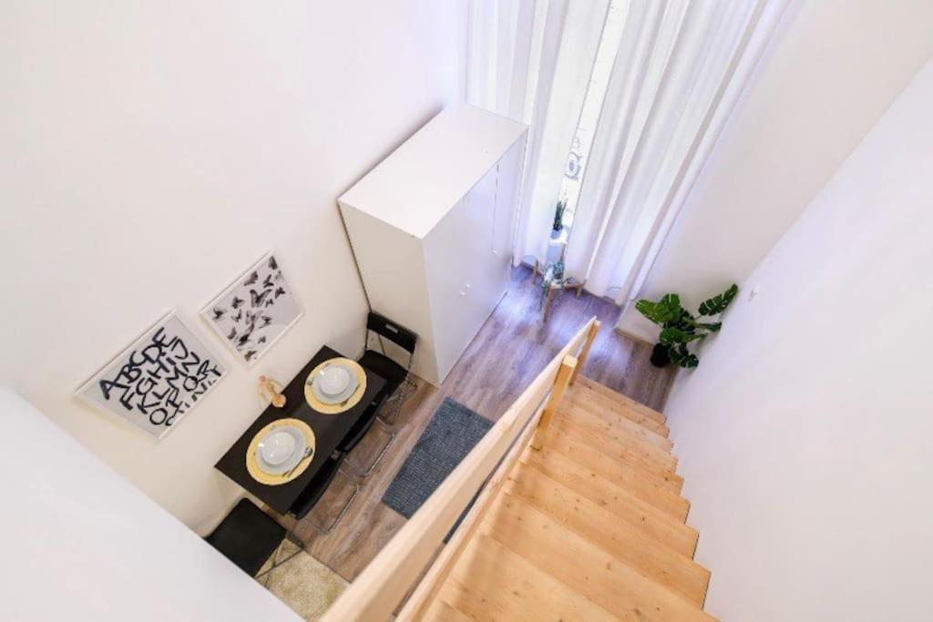 Apartament 1 Bedroom Flat In Nyar Str.,